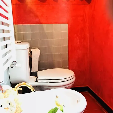 Poet's House Apartment *